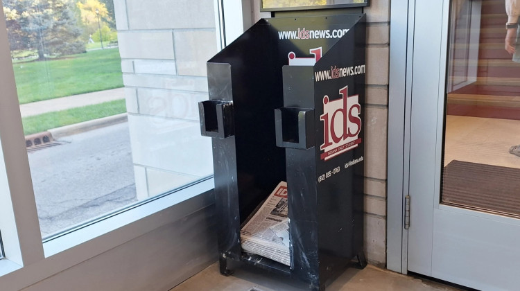 IU fires adviser of student media, stops printing Daily Student