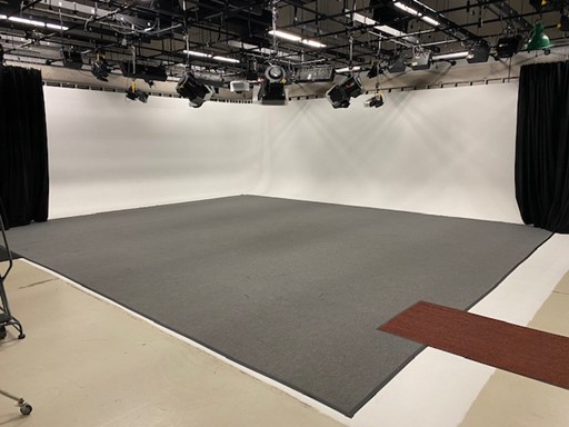 1,500 square foot production studio