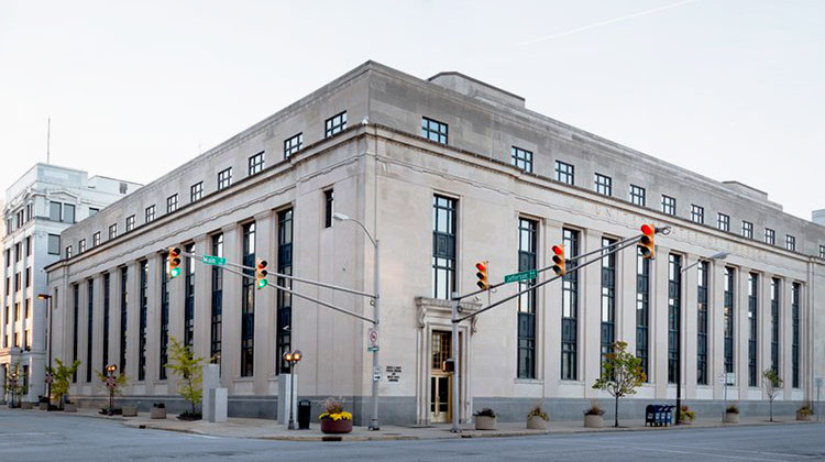 The Robert A. Grant Federal Building & U.S. Courthouse, South Bend, Indiana. - Carol M. Highsmith Archive/Library of Congress