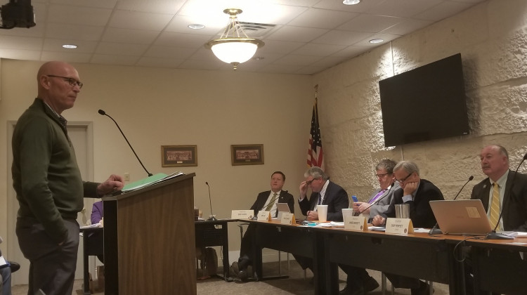 Osborn Seed President Dan Osborn testifies to the Senate Commerce and Technology Committee on legalizing commercial hemp production in Indiana.  - (Samantha Horton/IPB News)