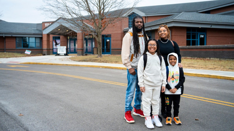 Warren Township delays move of 5th graders into elementary schools