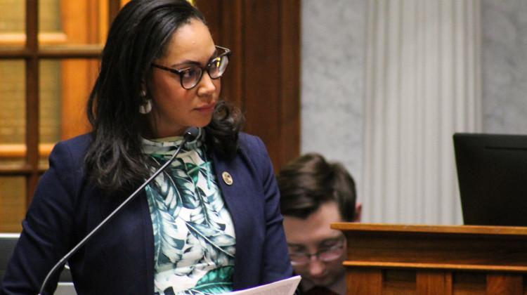 Sen. Andrea Hunley (D-Indianapolis) said paid family medical leave is necessary for teachers, but they should receive more than 20 days worth.  - Lauren Chapman / IPB News