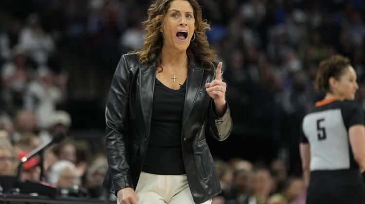 Connecticut Sun head coach Stephanie White reacts after a foul called on the Sun during the first half of Game 5 of a WNBA basketball semifinals against the Minnesota Lynx, Tuesday, Oct. 8, 2024, in Minneapolis.  - Abbie Parr / AP Photo