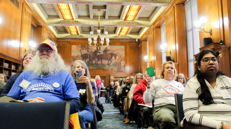 At a pivotal moment for data centers, Indiana lawmakers take little action