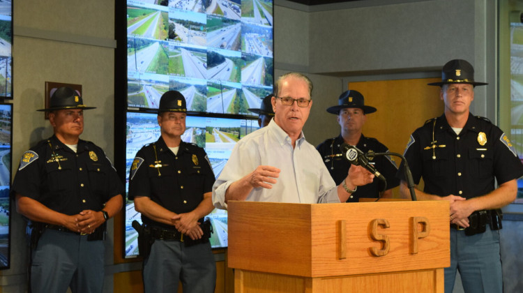 Indiana Gov. Mike Braun keeps wait-and-see stance on redistricting as GOP lawmakers deliberate