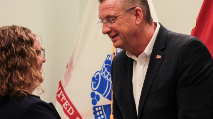 Veterans Affairs secretary insists cuts to agency won't affect care for veterans