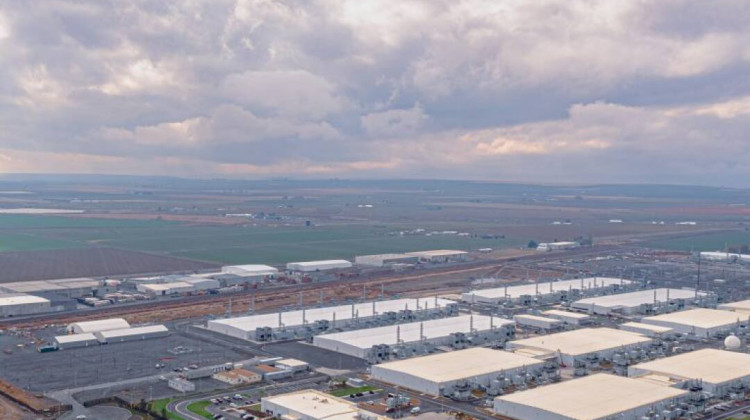 IU: Tech companies, governments could do more to reduce environmental impacts of data centers