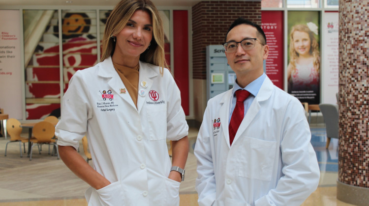 Riley surgeons perform Indiana’s first spine surgery on fetus inside the womb