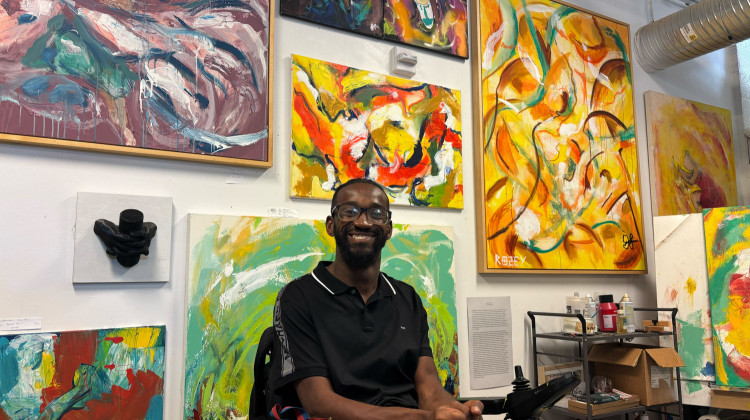 Indianapolis artist wins regional award for disabled creators, 'through my artwork, I can do anything'