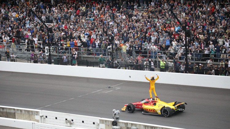 Alex Palou becomes first Spanish driver to win Indy 500