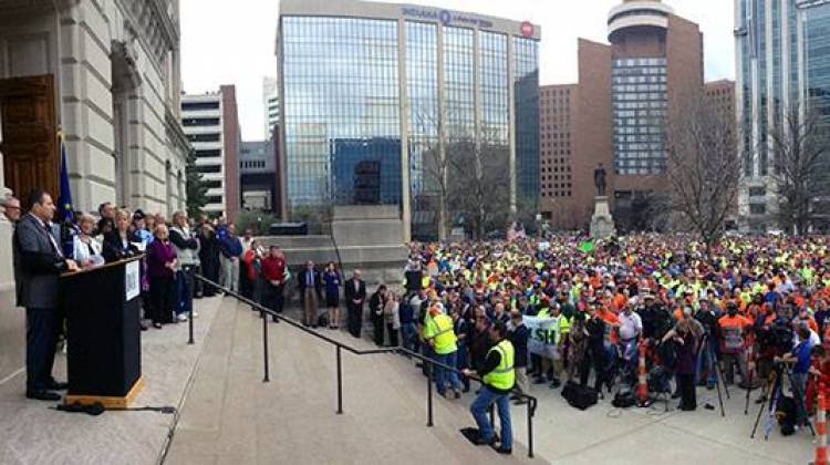 Thousands Gather To Protest Bill Eliminating Common Construction Wage