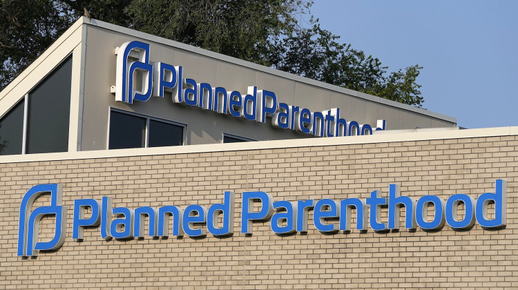 Planned Parenthood to merge 3 Indianapolis health centers due to funding cuts