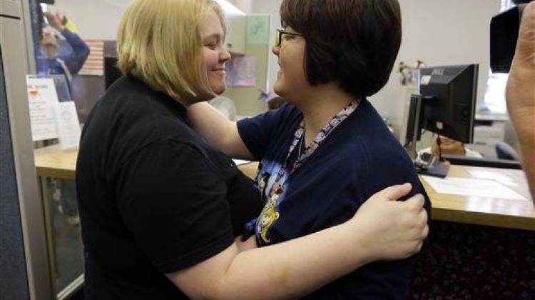 Indiana Ag Counties Must Issue Marriage Licenses To Same Sex Couples