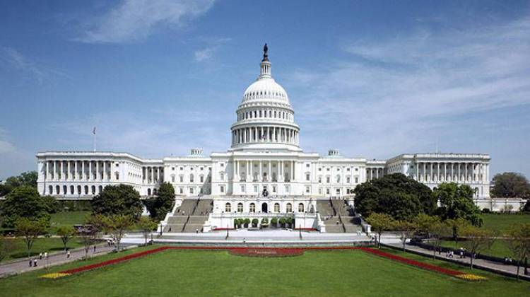 Congress Works On Holiday, Three Days Before Debt Deadline