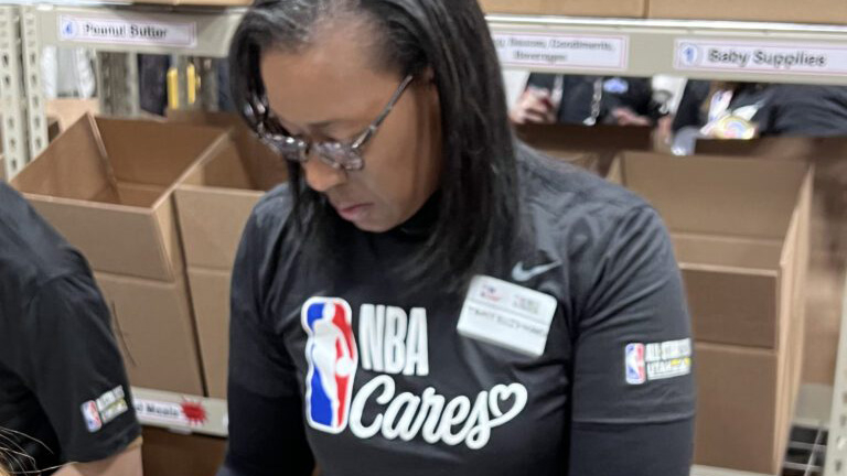 Indianapolis will host the 2024 NBA All-Star Weekend, and volunteers are  ready