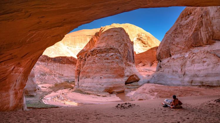 Backpacking Lake Powell, Utah